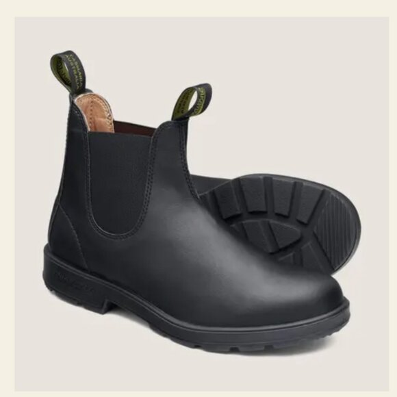 Blundstone / vegan Chelsea Boot in Black - Picture 1 of 2